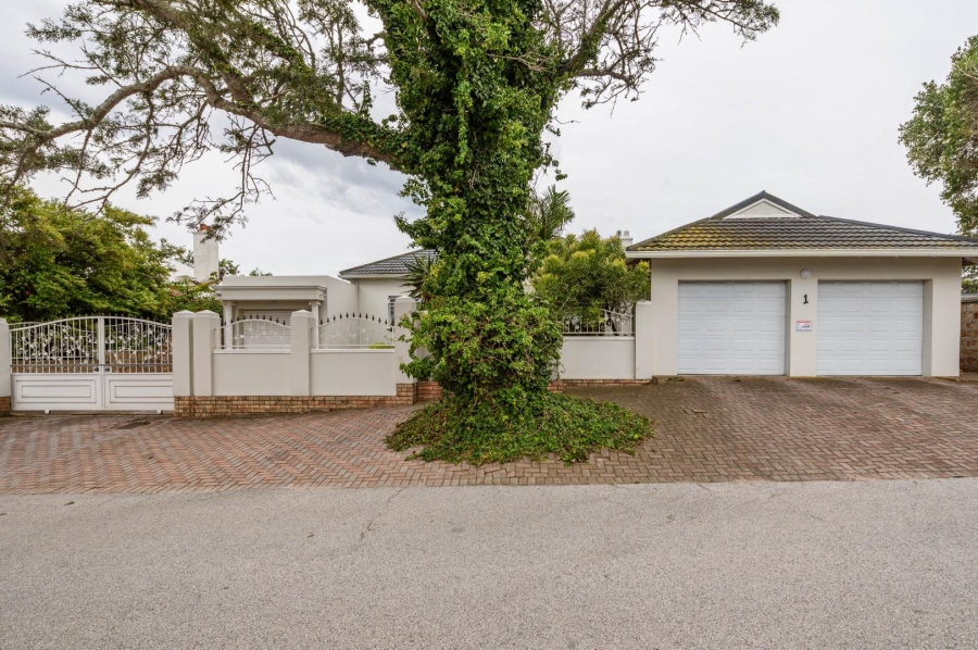 3 Bedroom Property for Sale in Walmer Eastern Cape